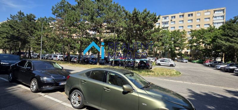 parking.jpeg
